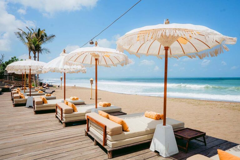 Mari Beach Club Bali minimum spend