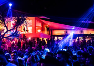 seminyak beach club,canggu beach club bali 